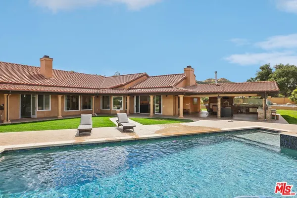 $11,995 | 27048 Triumph Avenue, Canyon Country, CA 91387