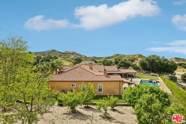 $11,995 | 27048 Triumph Avenue, Canyon Country, CA 91387