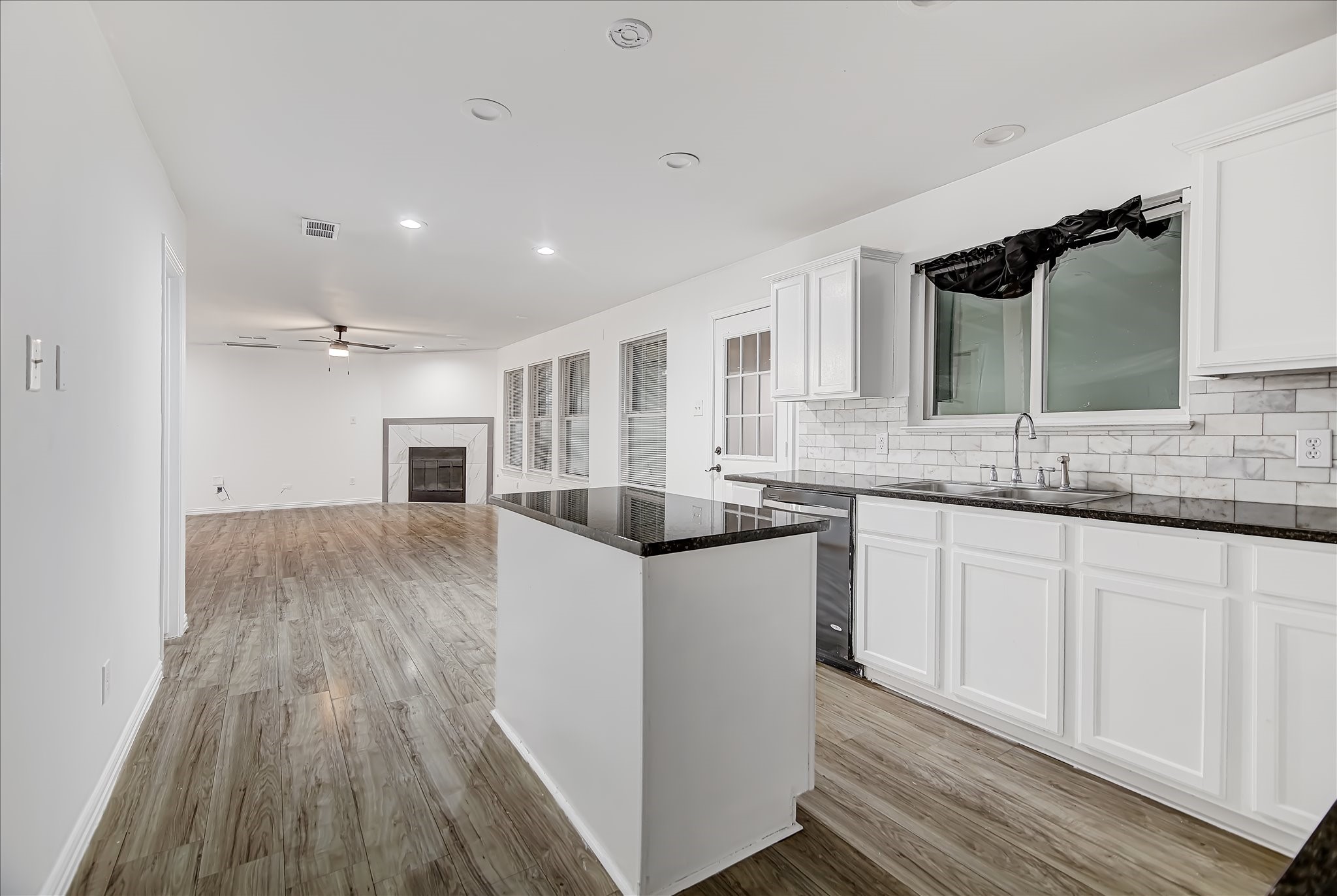 3107 Rendezvous Court Spring, TX 77373 - Photo 13 of 37