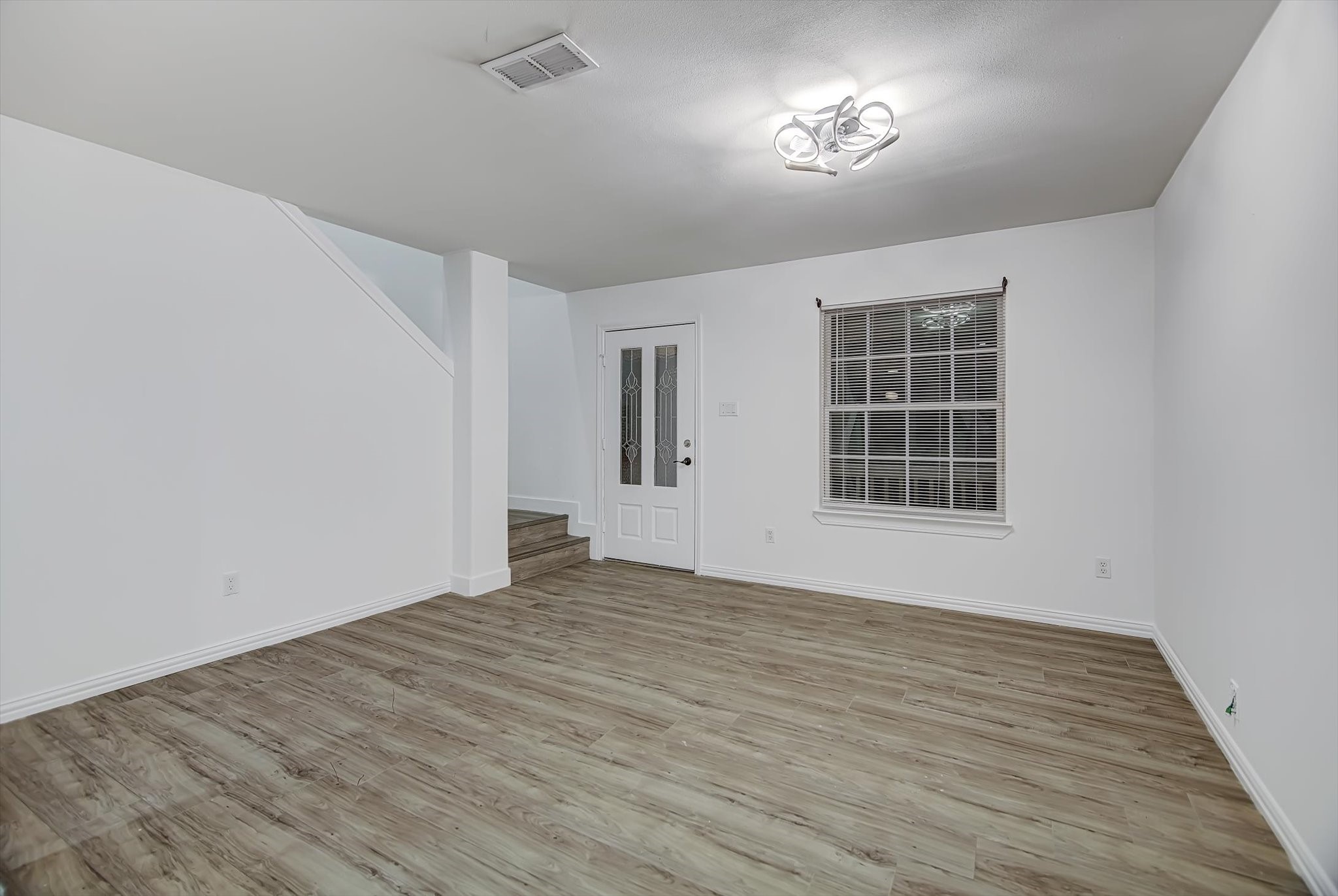 3107 Rendezvous Court Spring, TX 77373 - Photo 4 of 37