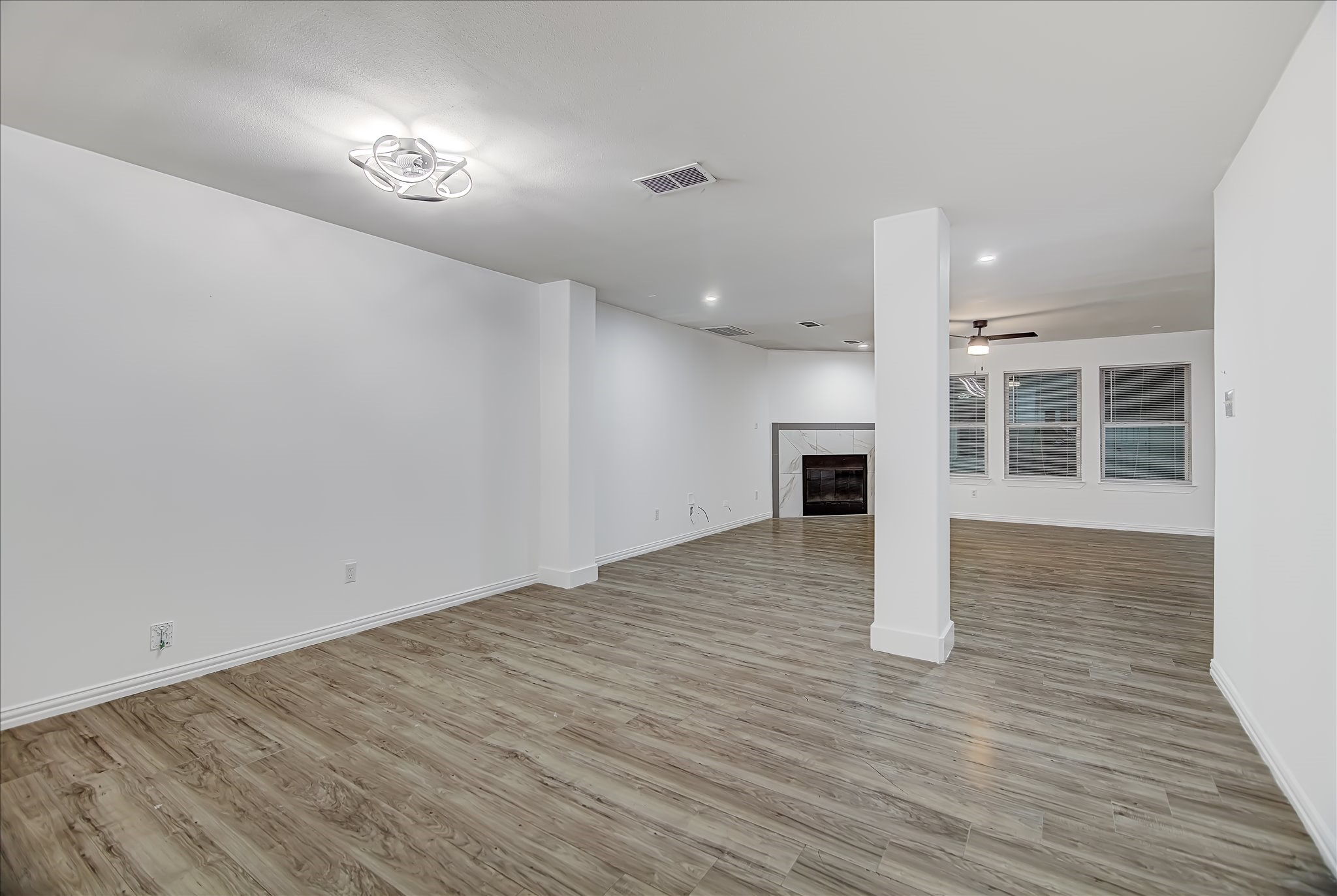 3107 Rendezvous Court Spring, TX 77373 - Photo 6 of 37