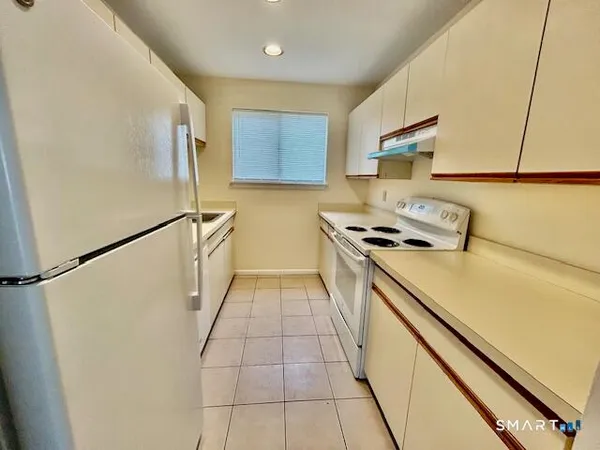 $2,800 | 511 West Main Street, Unit 6, Stamford, CT 06902