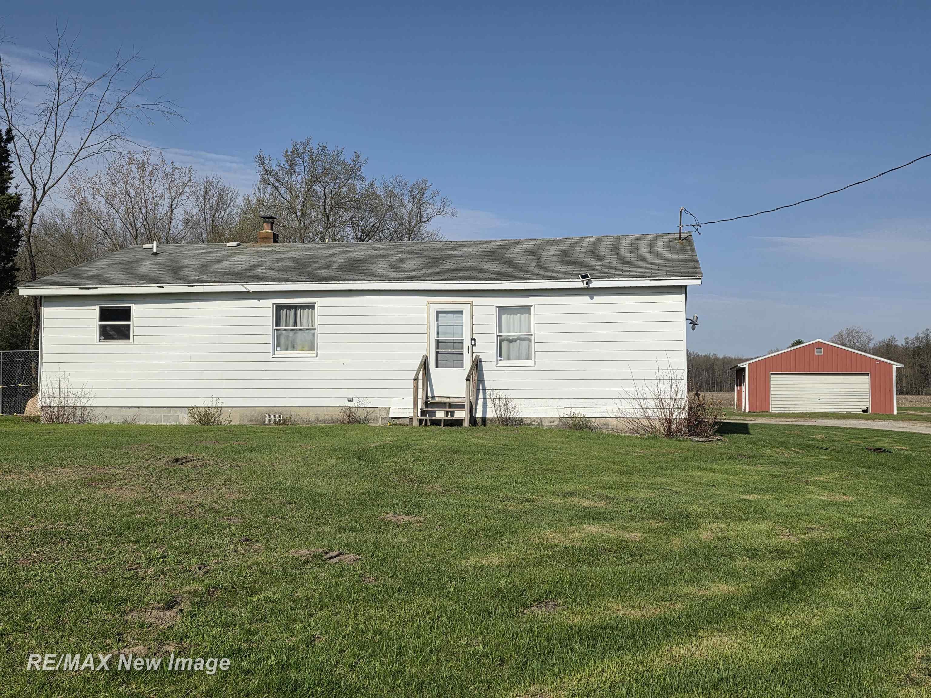 13740 South Merrill Road Brant, MI 48614 - Photo 1 of 18