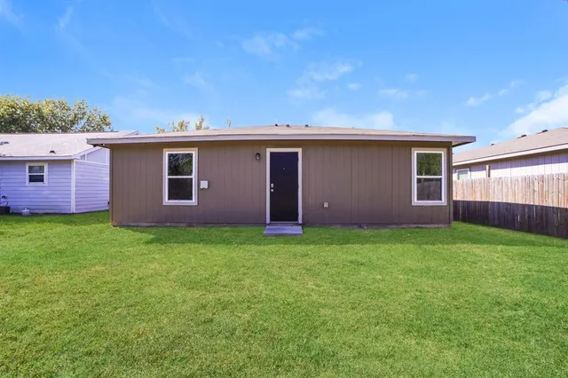 $209,900 | 823 Dawson Street, Waco, TX 76704