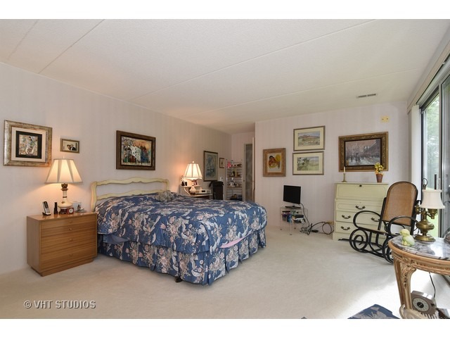 1671 Seton Road Northbrook, IL 60062 - Photo 11 of 17