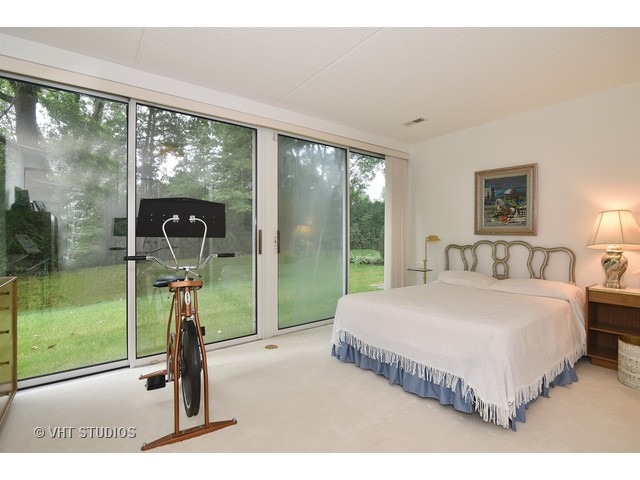 1671 Seton Road Northbrook, IL 60062 - Photo 13 of 17