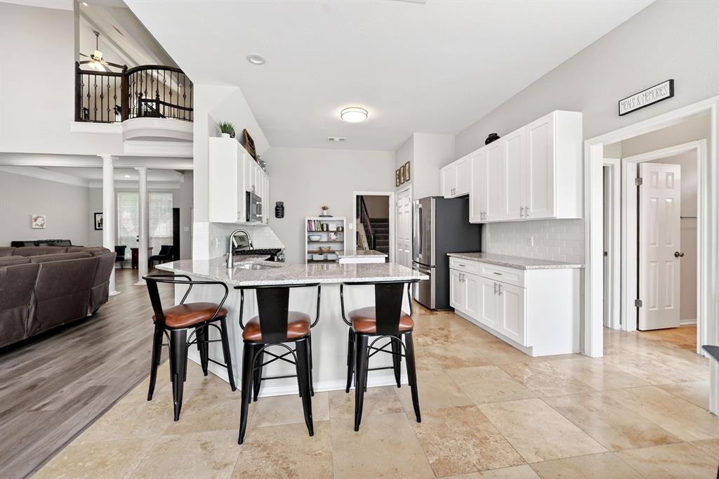 4509 Scenic Drive Rowlett, TX 75088 - Photo 12 of 40 Kitchen