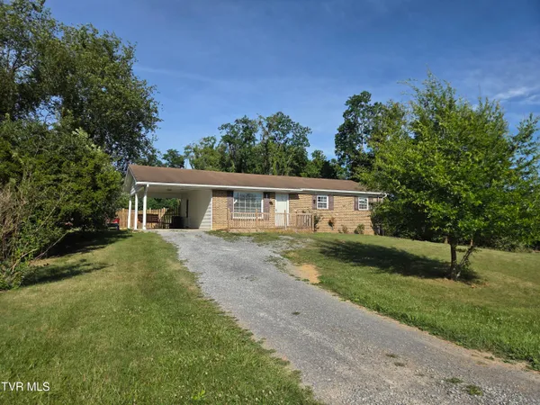 $225,000 | 20235 Mosby Avenue, Bristol, VA 24202