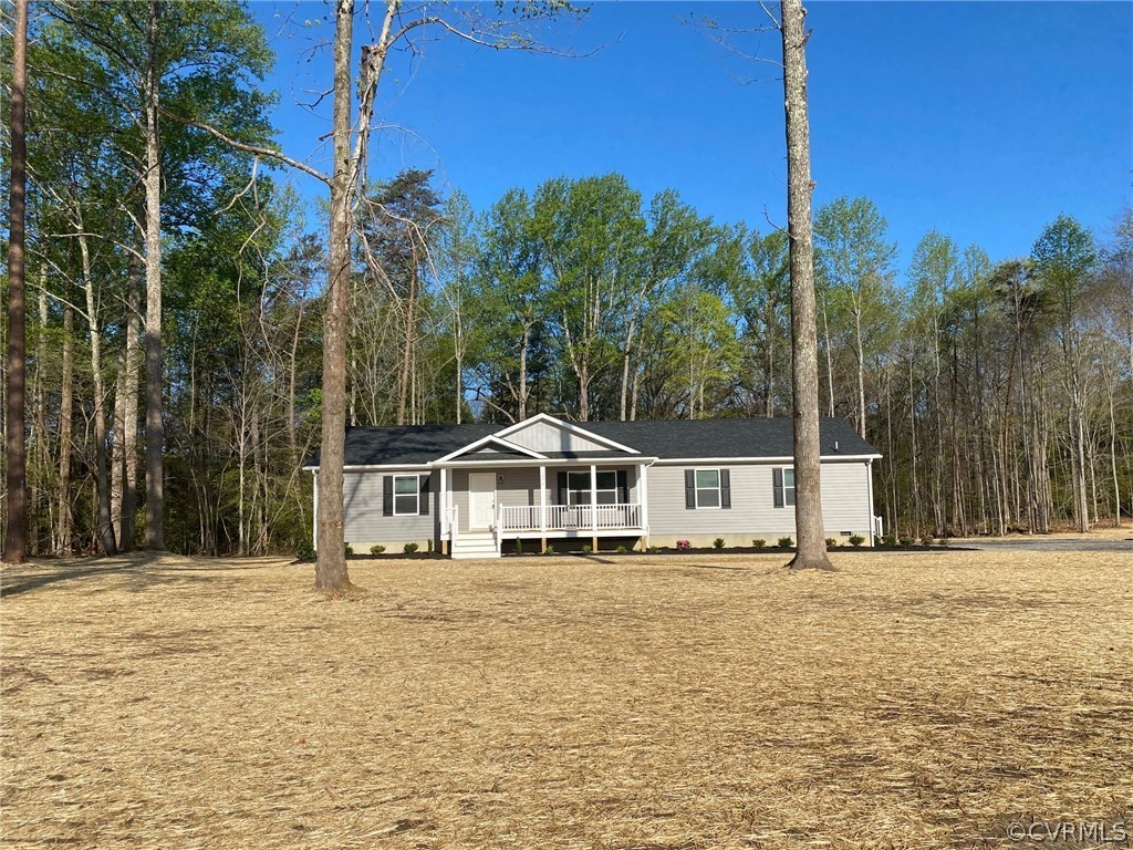 1975 Eastham Road Bumpass, VA 23024 - Photo 2 of 40 Gallery Image 2