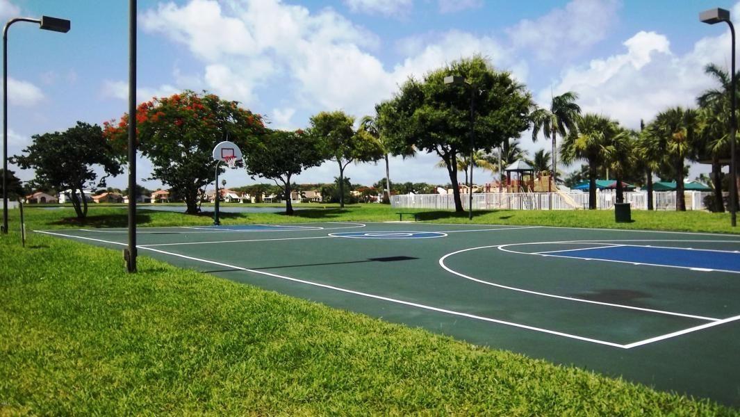 9593 Tavernier Drive Boca Raton, FL 33496 - Photo 31 of 32 Basketball Court