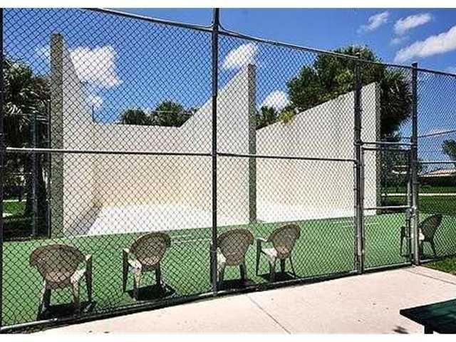9593 Tavernier Drive Boca Raton, FL 33496 - Photo 32 of 32 Racketball Courts