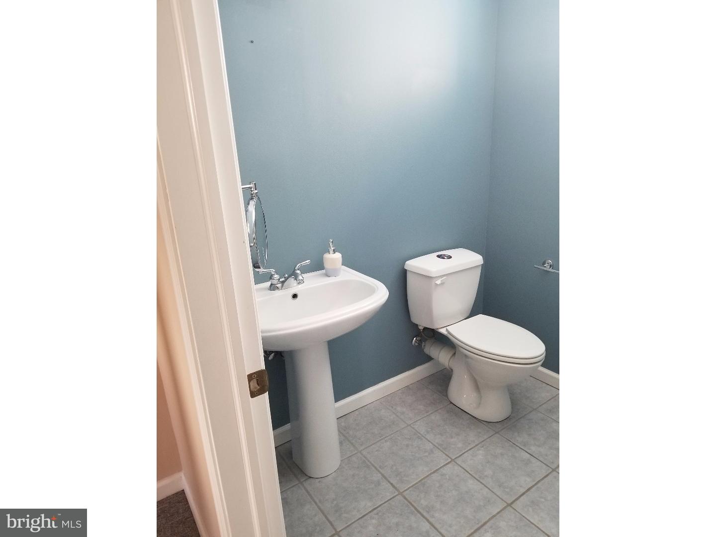 1434 Dorchester Road Havertown, PA 19083 - Photo 14 of 25 Bathroom
