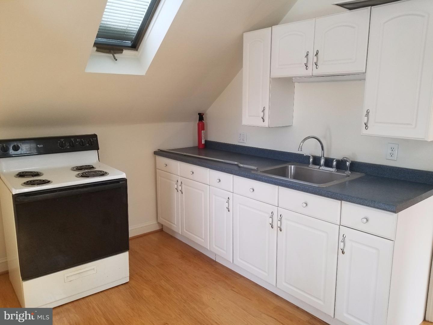 1434 Dorchester Road Havertown, PA 19083 - Photo 17 of 25 In-law Suite