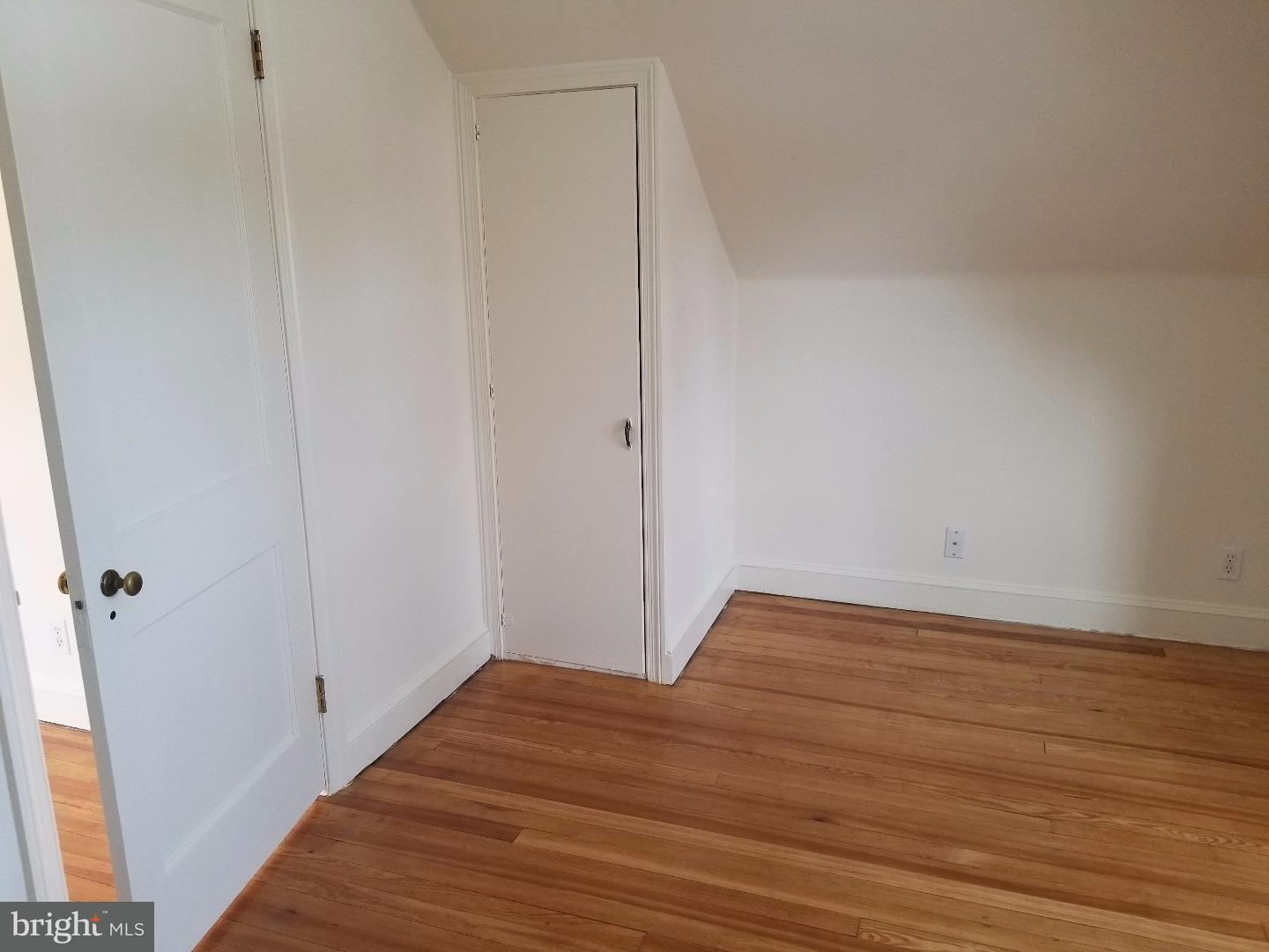 1434 Dorchester Road Havertown, PA 19083 - Photo 20 of 25 In-law Suite