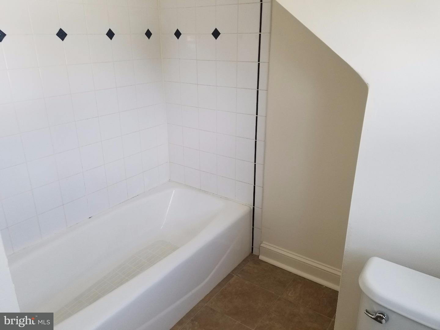 1434 Dorchester Road Havertown, PA 19083 - Photo 21 of 25 In-law Suite