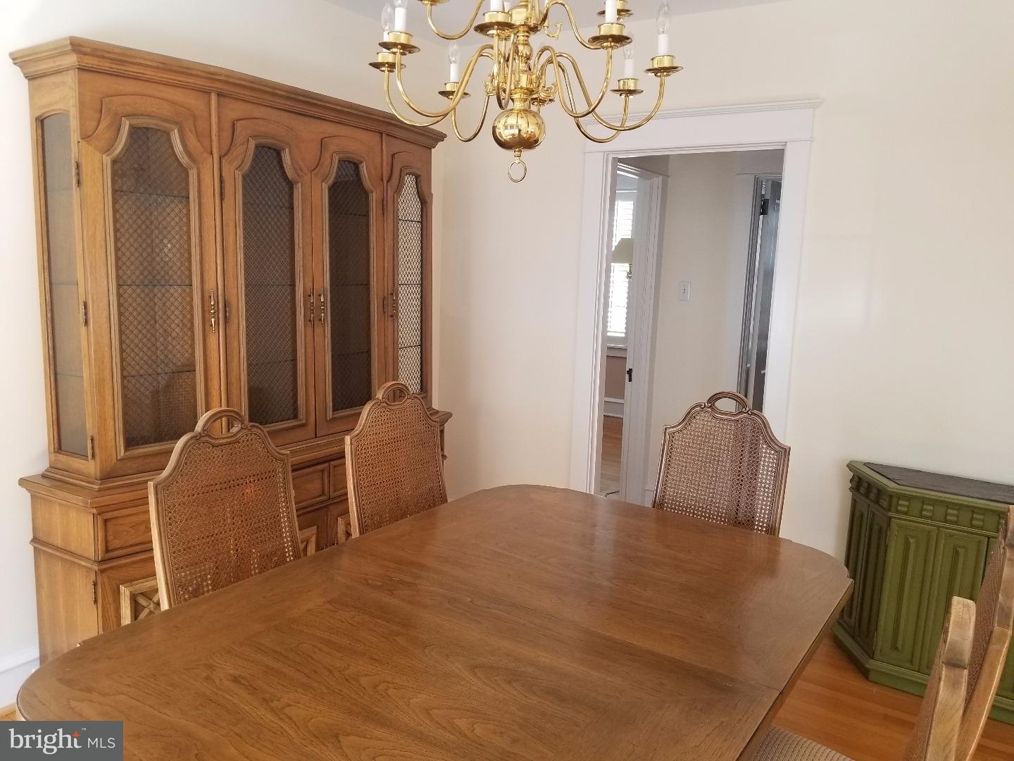 1434 Dorchester Road Havertown, PA 19083 - Photo 5 of 25 Dining Room