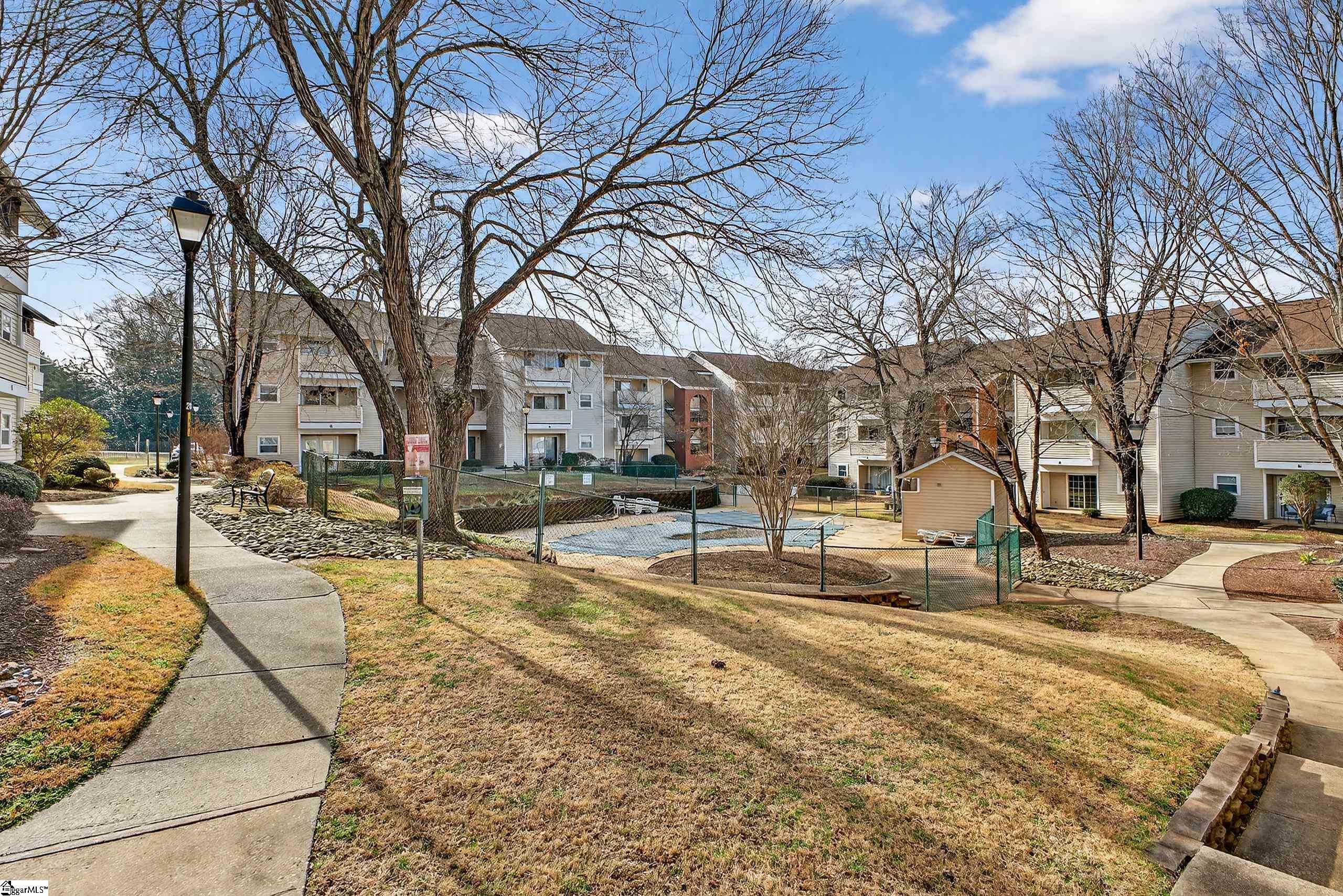 2601 Duncan Chapel Road, Unit 101B Greenville, SC 29617 - Photo 25 of 35