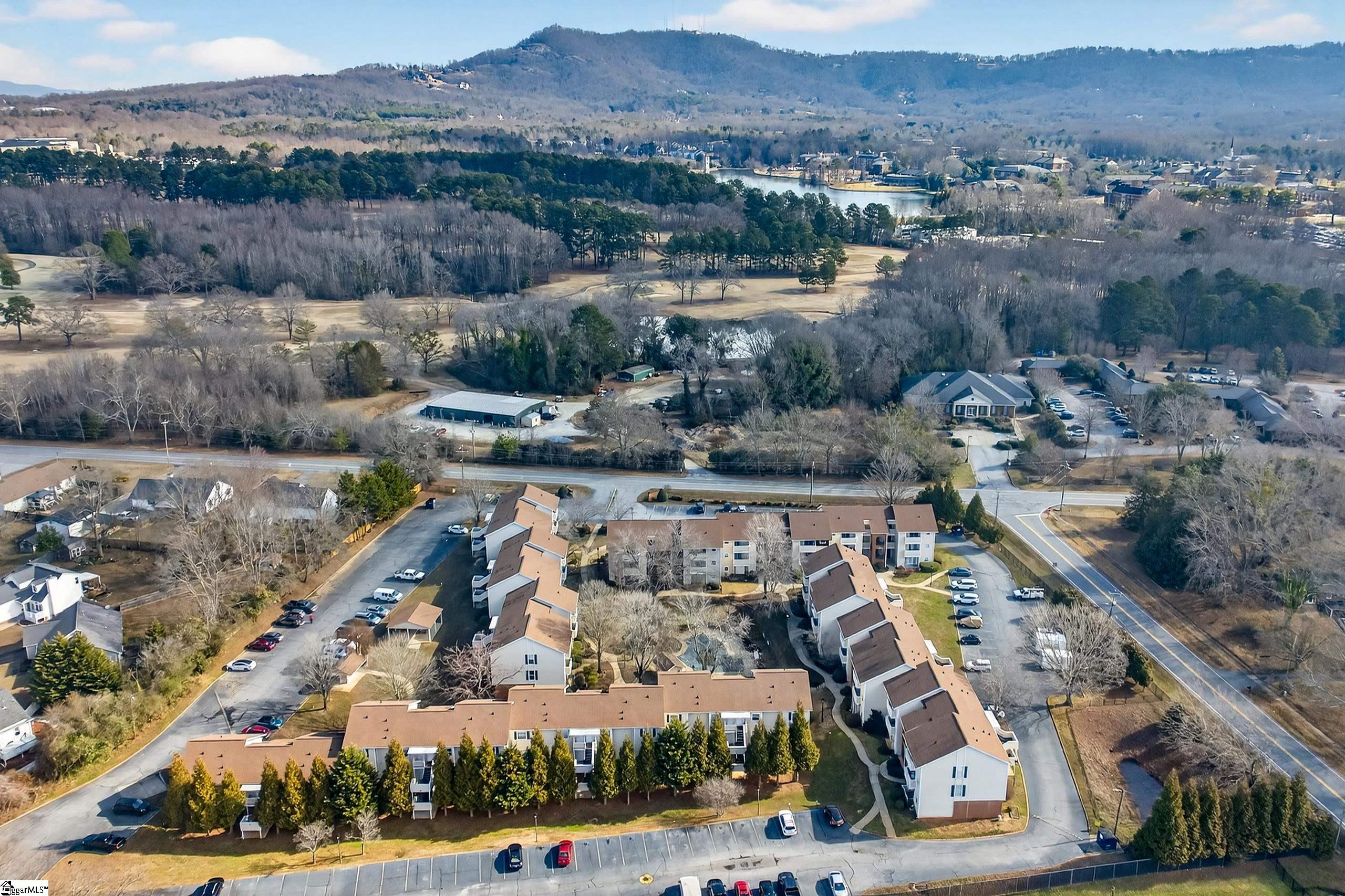 2601 Duncan Chapel Road, Unit 101B Greenville, SC 29617 - Photo 29 of 35