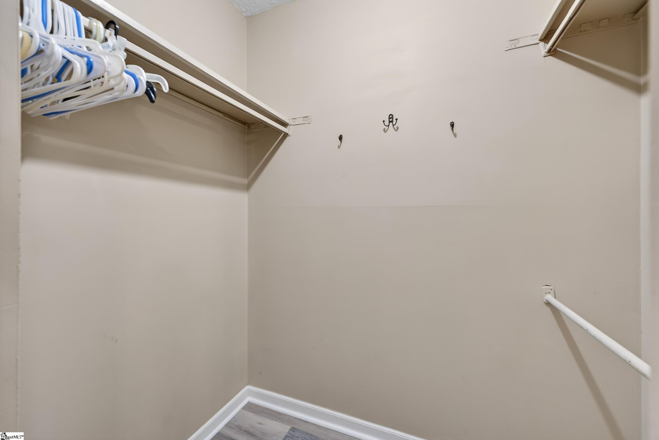 2601 Duncan Chapel Road, Unit 101B Greenville, SC 29617 - Photo 32 of 35