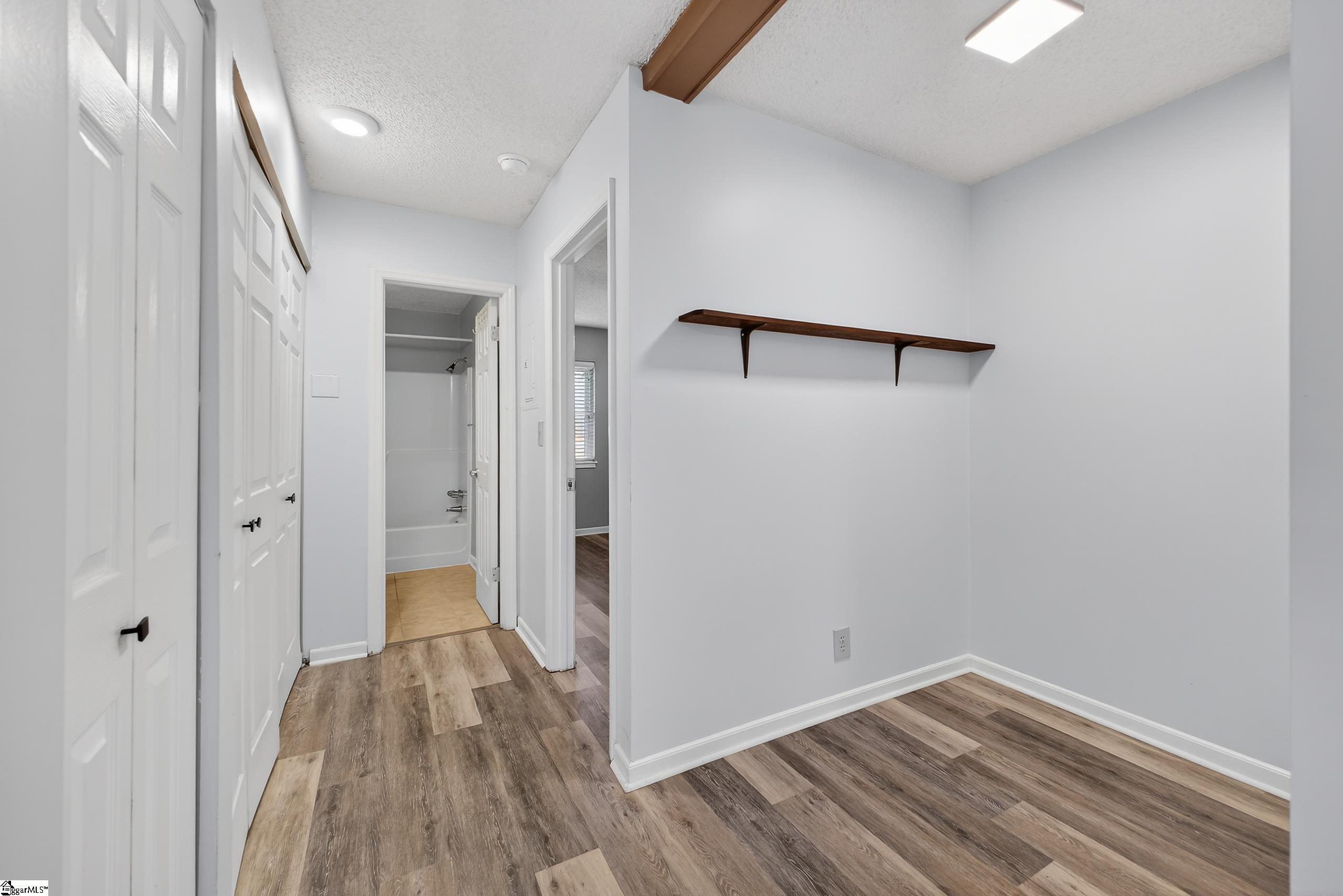 2601 Duncan Chapel Road, Unit 101B Greenville, SC 29617 - Photo 33 of 35