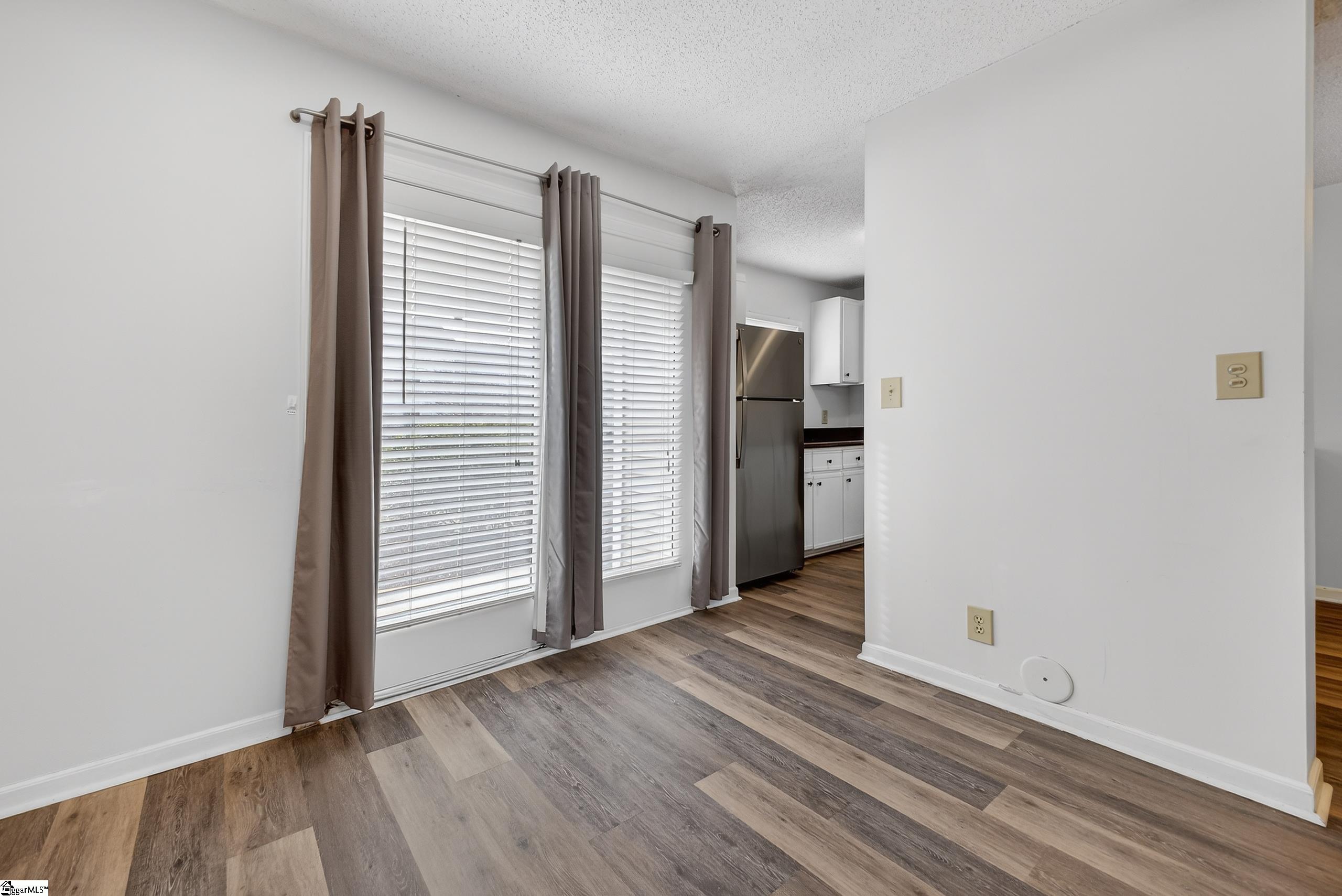 2601 Duncan Chapel Road, Unit 101B Greenville, SC 29617 - Photo 5 of 35