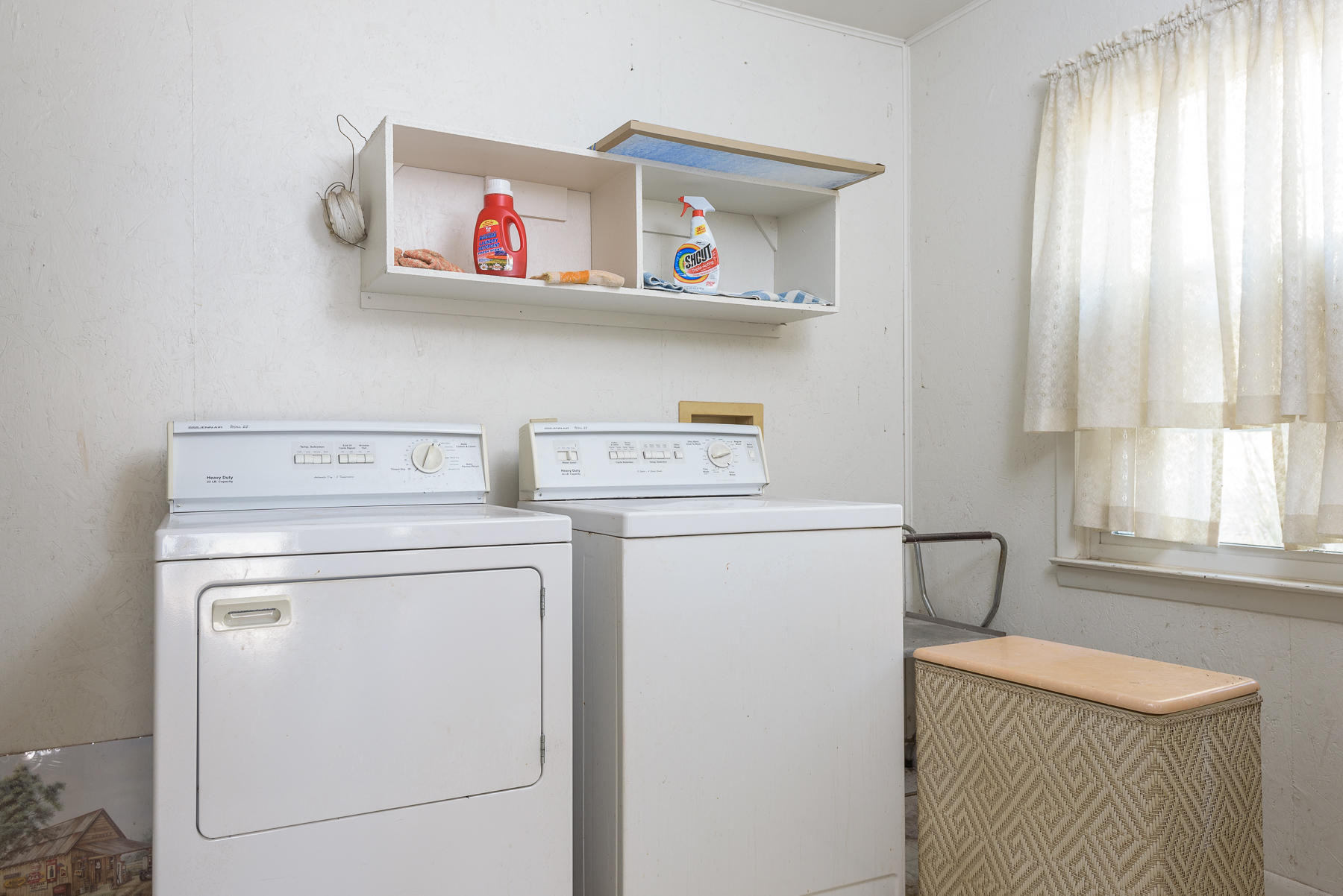 9010 Fuller Road Chattanooga, TN 37421 - Photo 18 of 23 Laundry Room