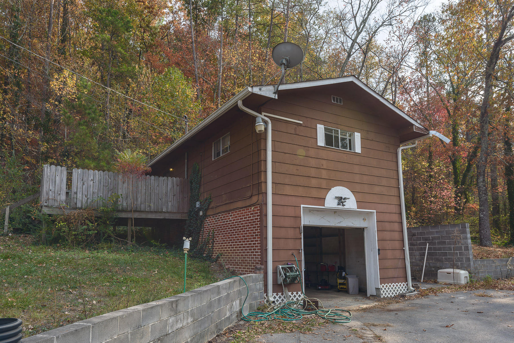 9010 Fuller Road Chattanooga, TN 37421 - Photo 20 of 23 Garage