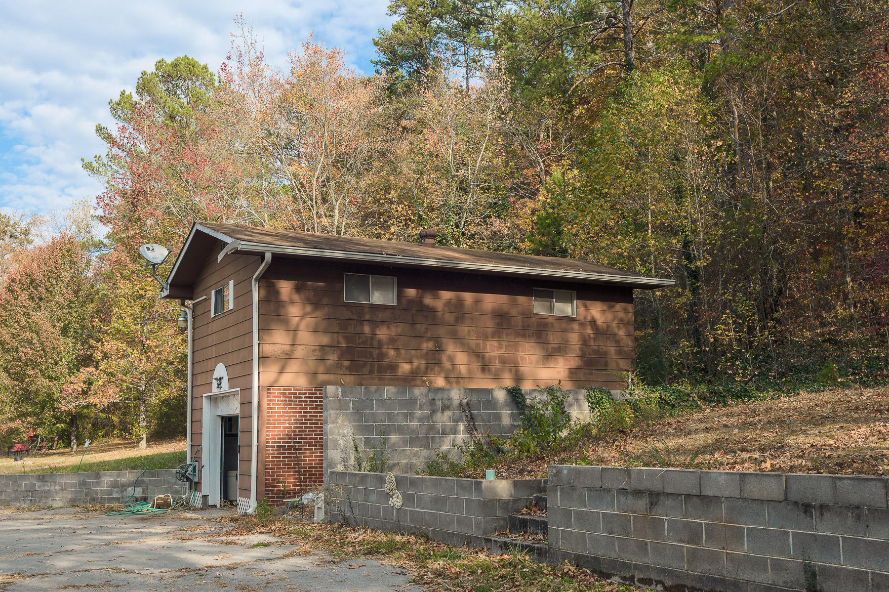 9010 Fuller Road Chattanooga, TN 37421 - Photo 21 of 23 Garage