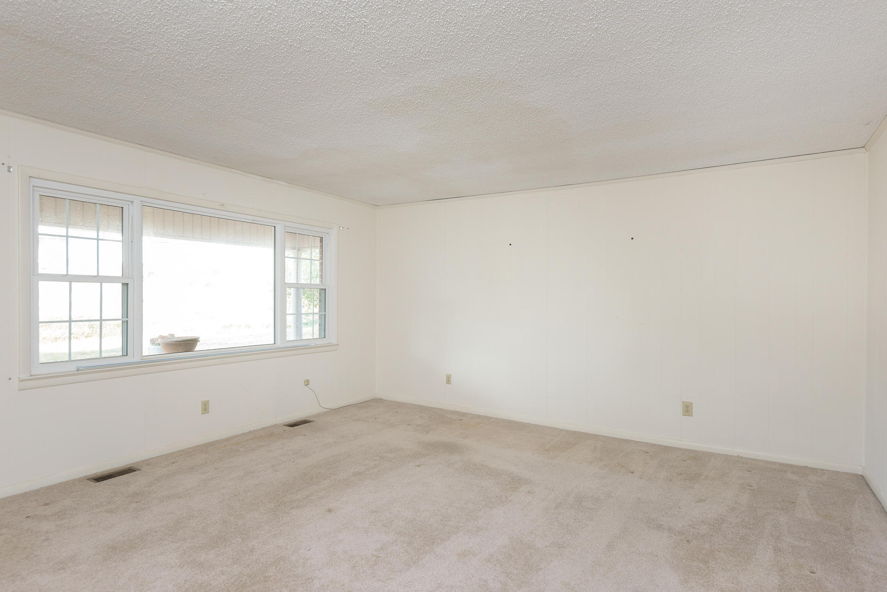 9010 Fuller Road Chattanooga, TN 37421 - Photo 6 of 23 Living Room