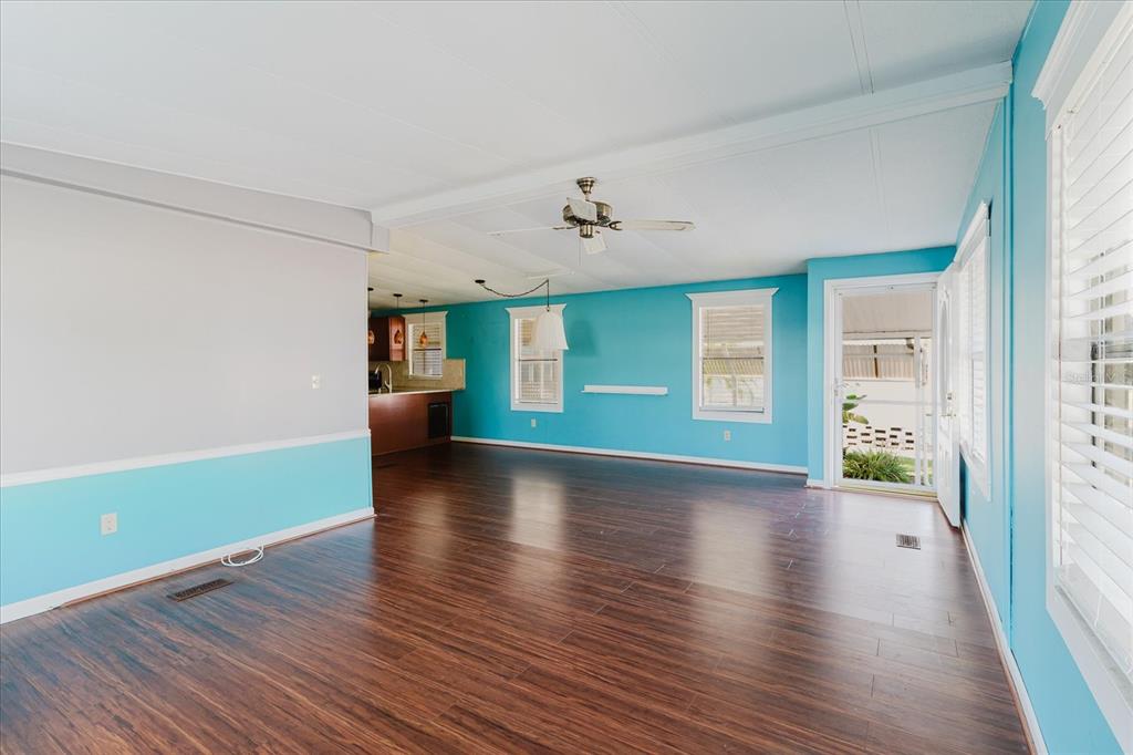 372 Cobia Way Oldsmar, FL 34677 - Photo 14 of 52