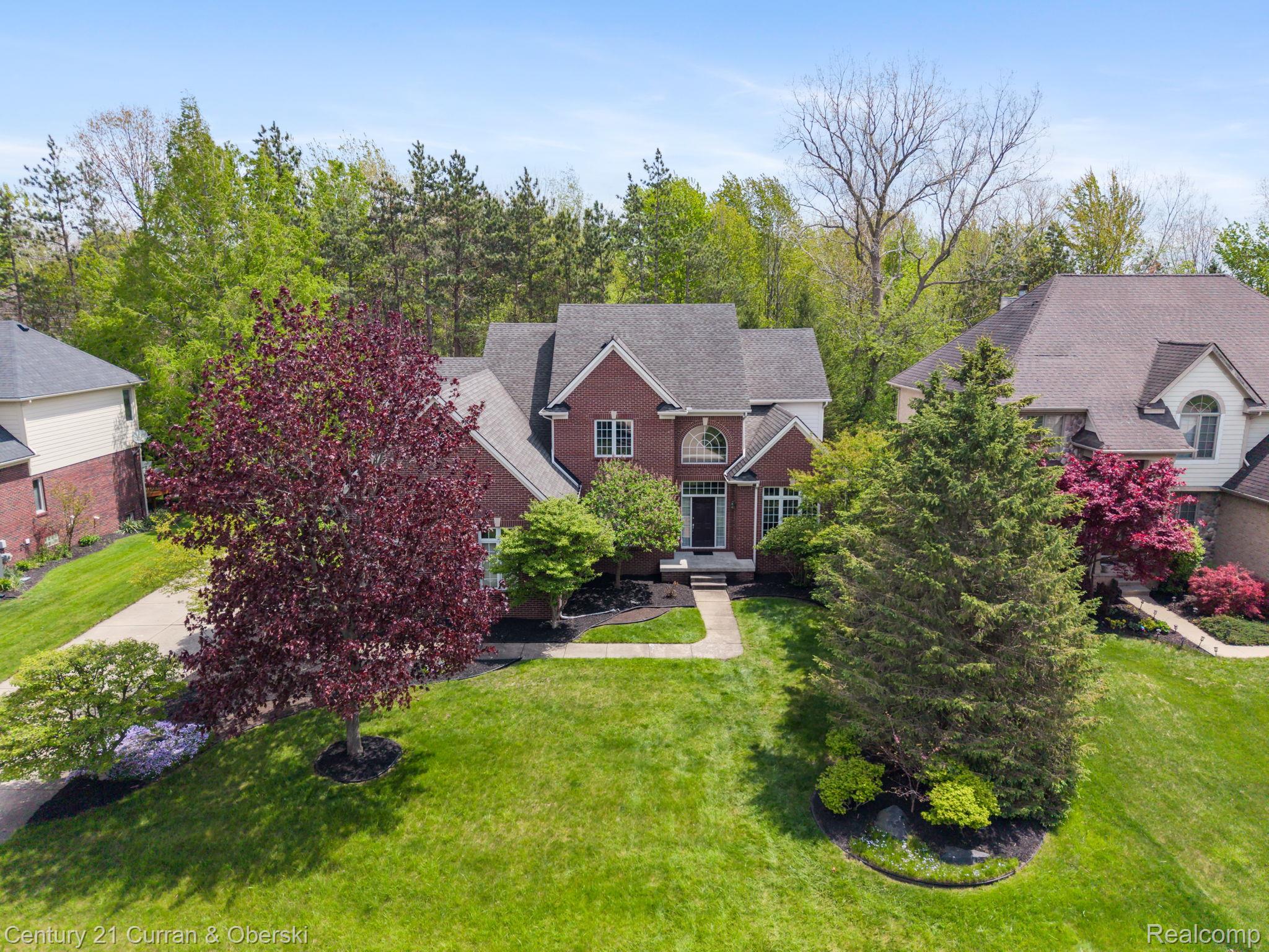 27852 Larson Lane Farmington, MI 48331 - Photo 5 of 75 65-web-or-mls-DJI_20260509124236_0435_D.jpg