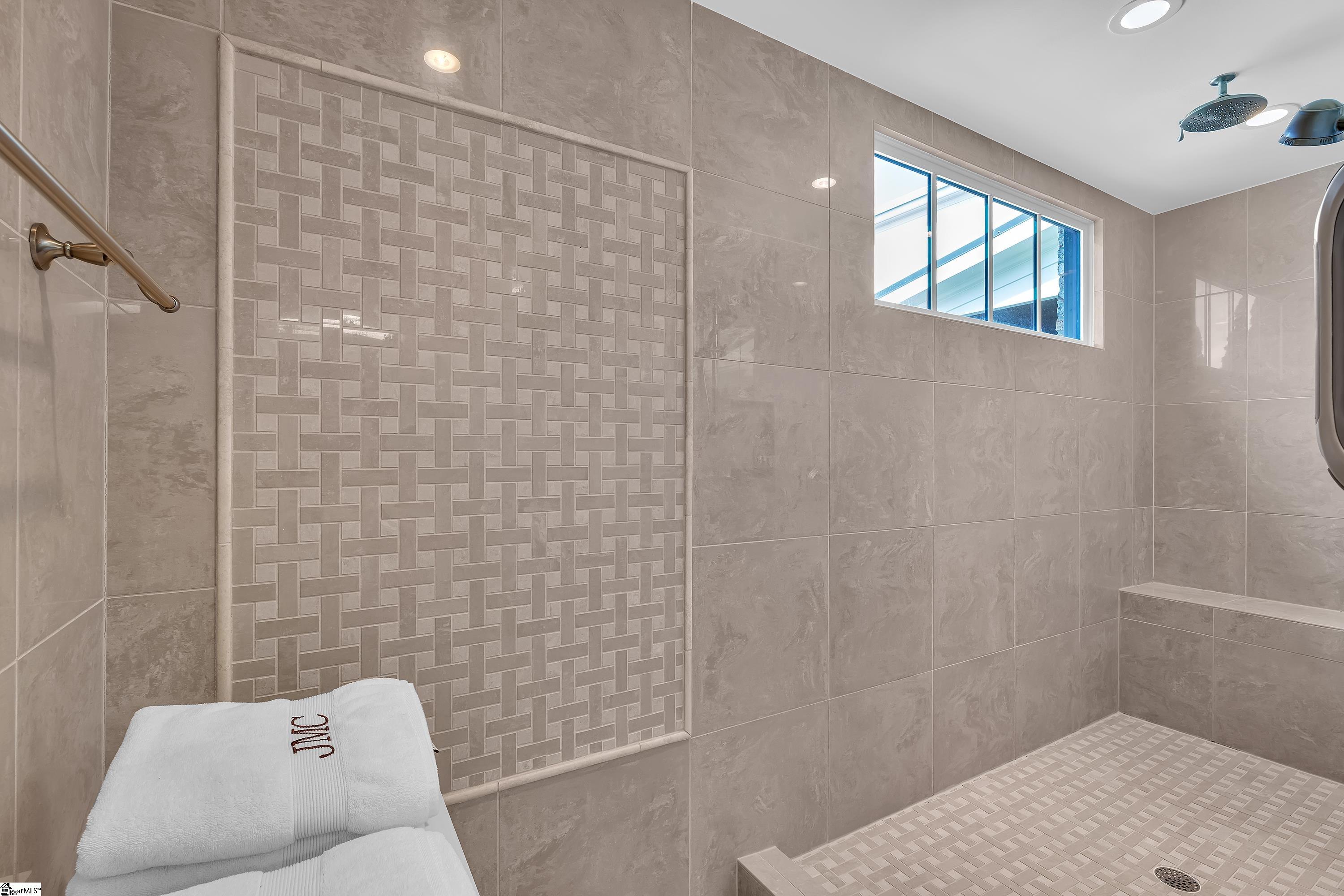 1005 Garlington Road Greenville, SC 29615 - Photo 37 of 50