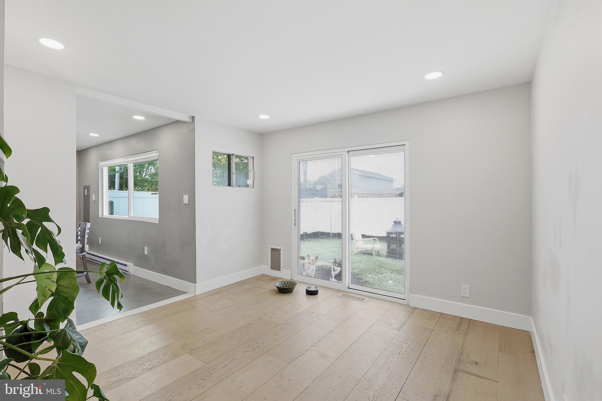 342 Chelsea Road Fairless Hills, PA 19030 - Photo 22 of 42 Dining Room