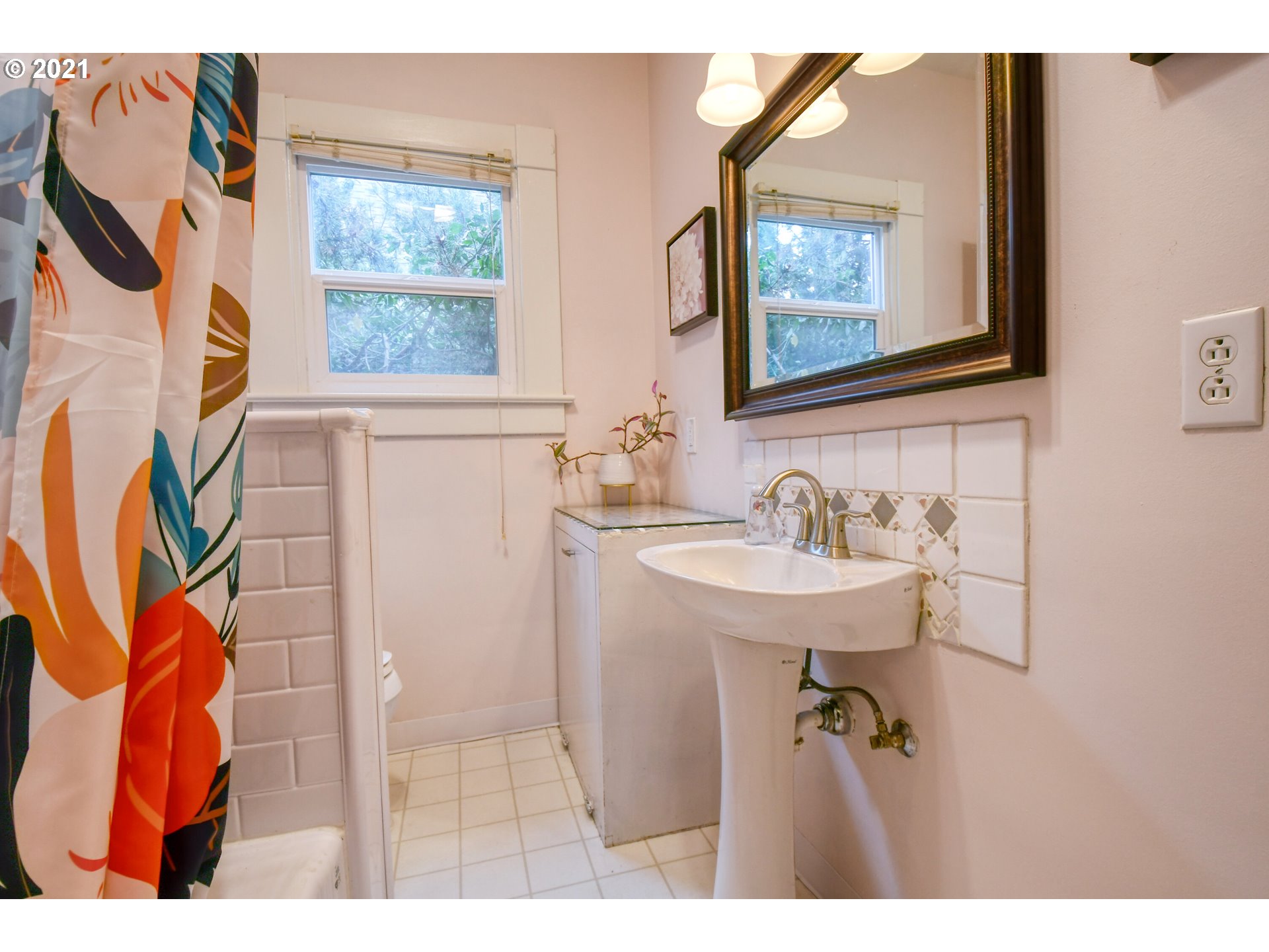 415 Northwest 10th Street Pendleton, OR 97801 - Photo 15 of 32 Gallery Image 15
