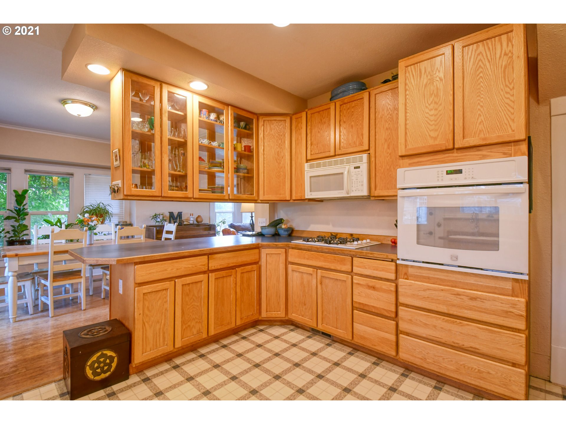 415 Northwest 10th Street Pendleton, OR 97801 - Photo 10 of 32 Gallery Image 10