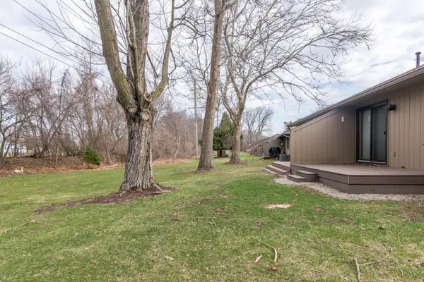 $279,900 | 527 Park Place, Saline, MI 48176