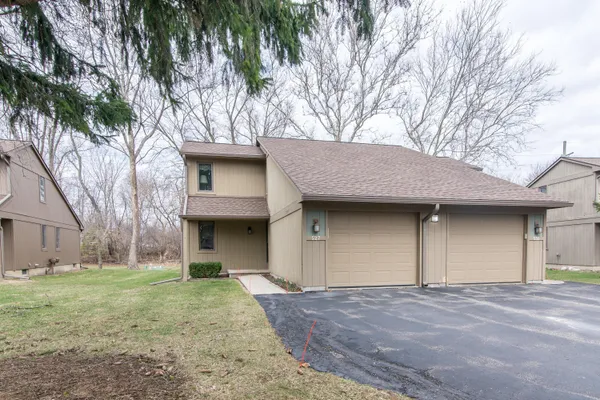 $279,900 | 527 Park Place, Saline, MI 48176