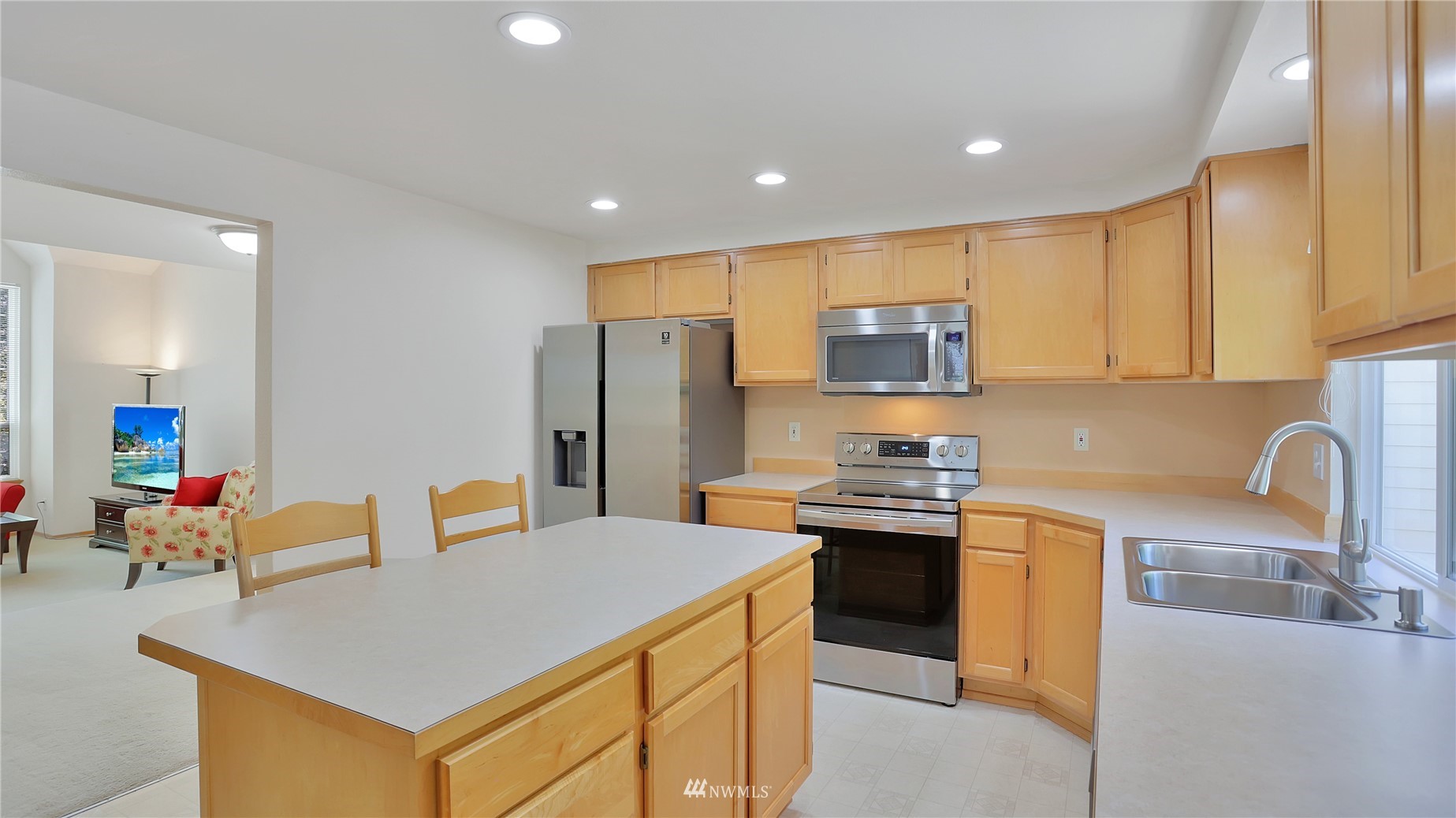 14724 Southeast 185th Place Renton, WA 98058 - Photo 11 of 31 Gallery Image 11