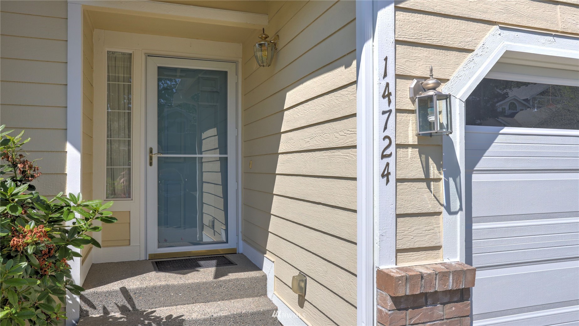 14724 Southeast 185th Place Renton, WA 98058 - Photo 3 of 31 Gallery Image 3