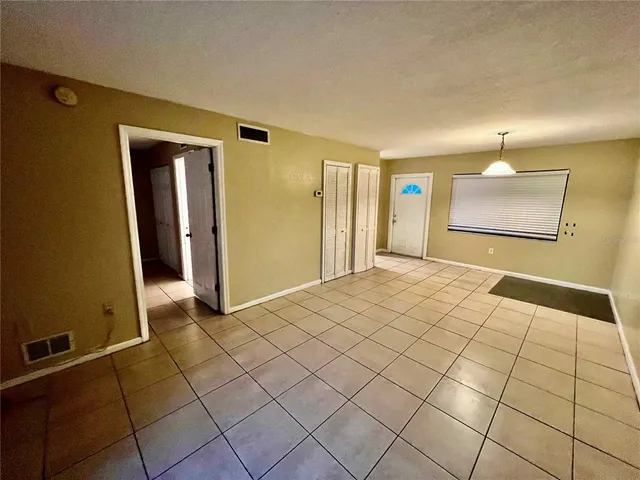 $1,350 | 5310 26th Street West, Unit 202, Bradenton, FL 34207