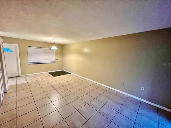 $1,300 | 5310 26th Street West, Unit 202, Bradenton, FL 34207