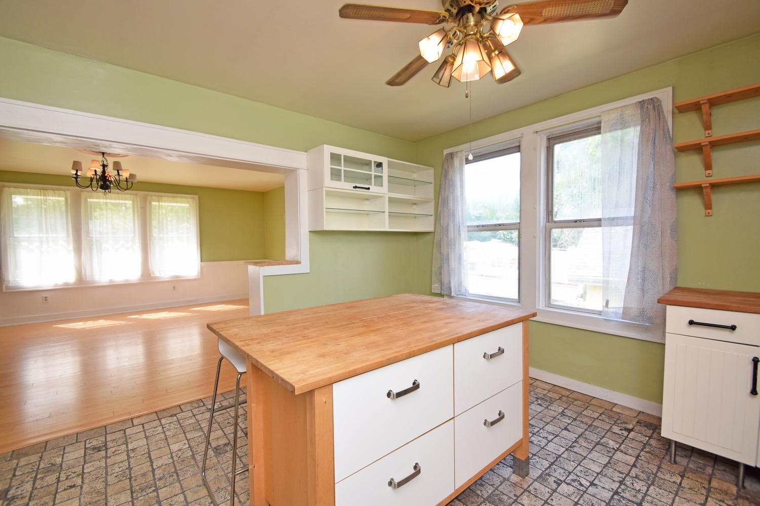 7817 Daleview Road Cincinnati, OH 45247 - Photo 15 of 40