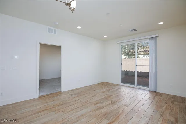 $1,800 | 1410 Pink Dawn Drive, Henderson, NV 89014