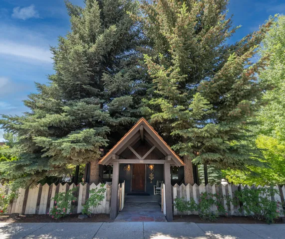 $6,800,000 | 111-131 North East Avenue, Ketchum, ID 83340