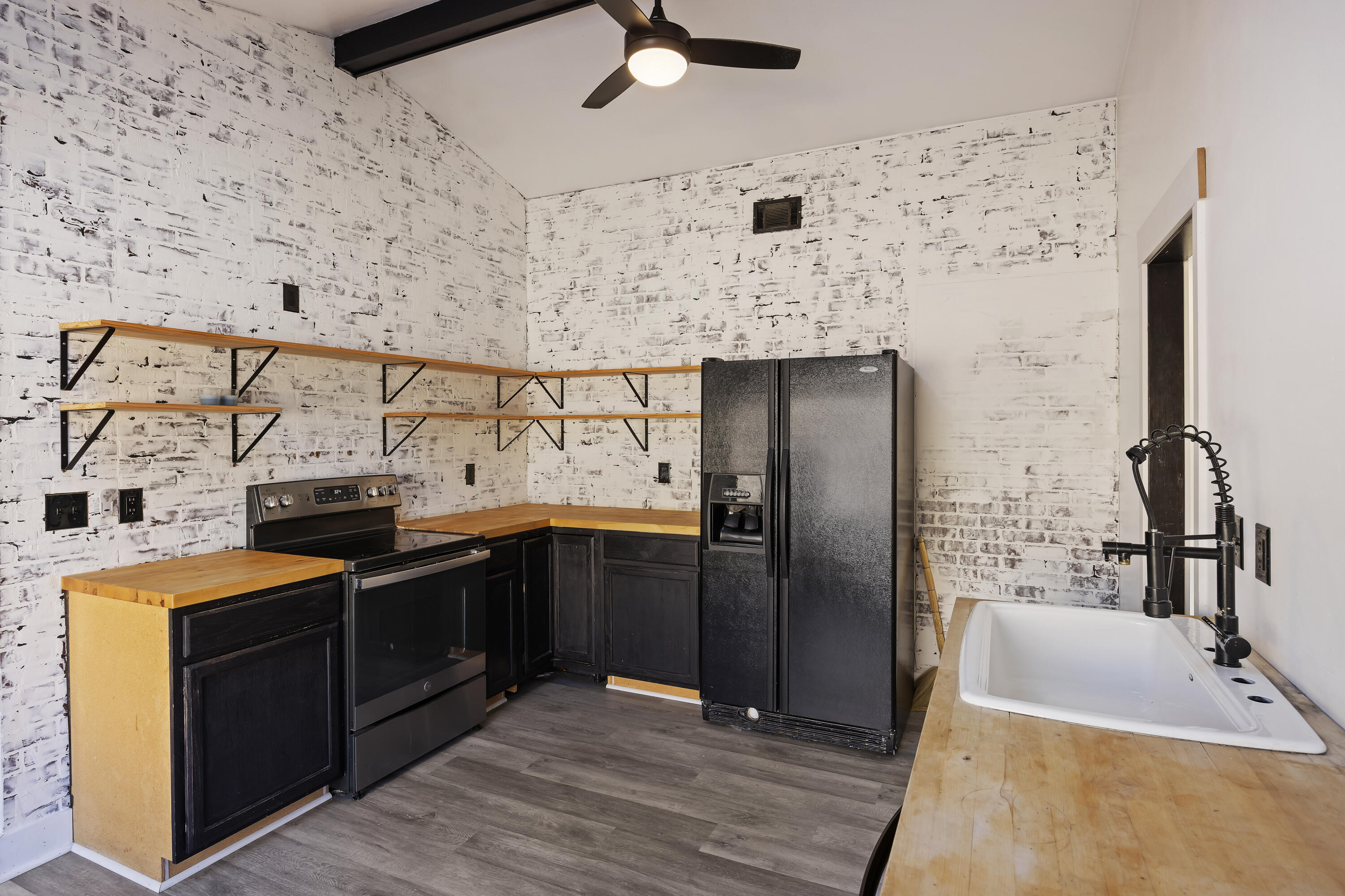 504 Temple Road Ladson, SC 29456 - Photo 7 of 25 243A9813