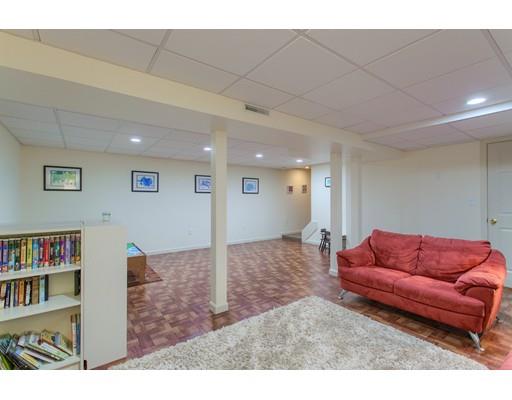 81 Frost Road Tyngsborough, MA 01879 - Photo 27 of 30 Gallery Image 27