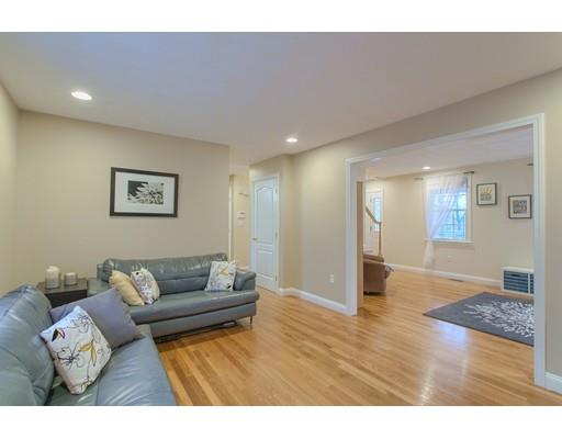 81 Frost Road Tyngsborough, MA 01879 - Photo 3 of 30 Gallery Image 3