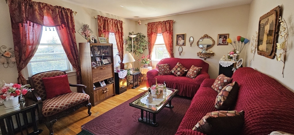 10-12 Corregidor Road Framingham, MA 01702 - Photo 13 of 37 Gallery Image 13