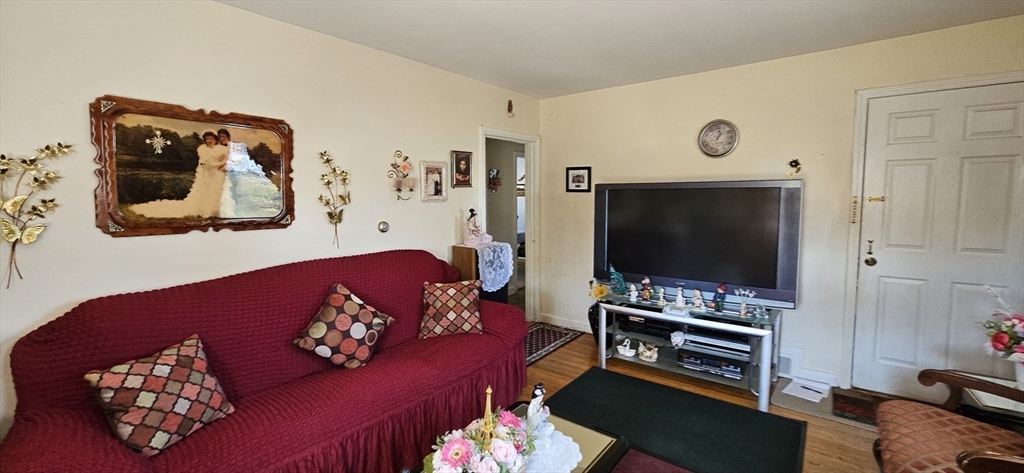 10-12 Corregidor Road Framingham, MA 01702 - Photo 14 of 37 Gallery Image 14