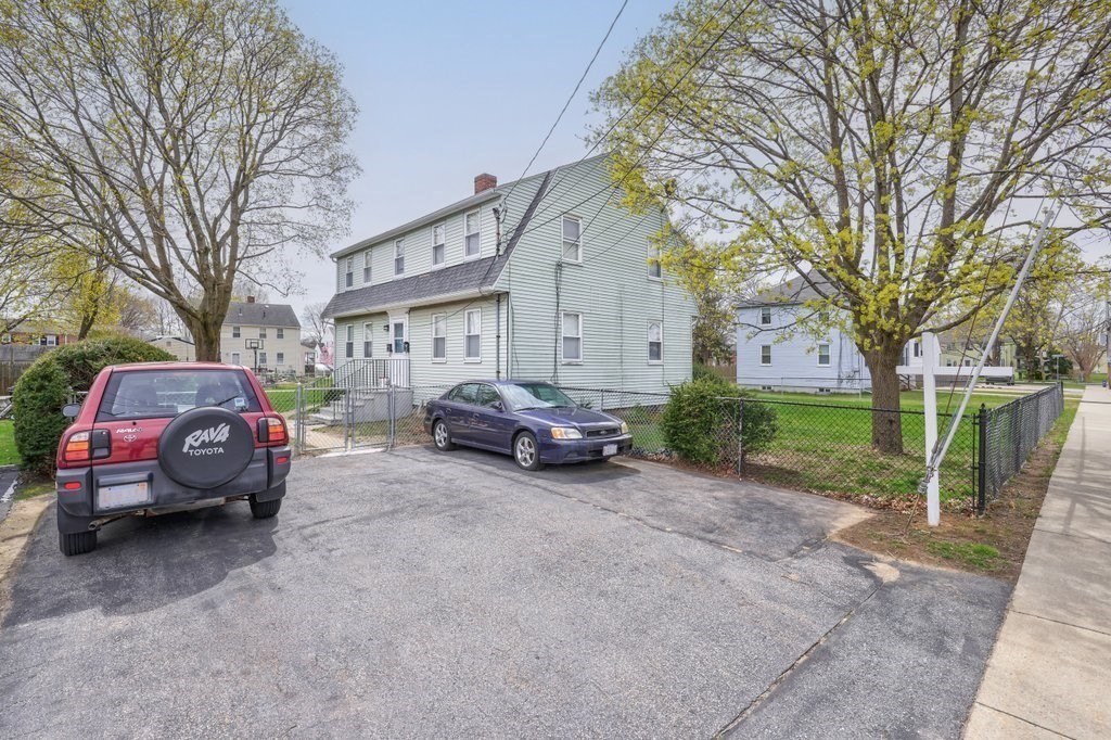 10-12 Corregidor Road Framingham, MA 01702 - Photo 5 of 37 Gallery Image 5